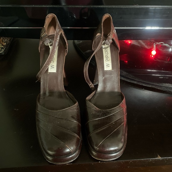 Nathalie M Leather Platform Heels - Picture 3 of 3